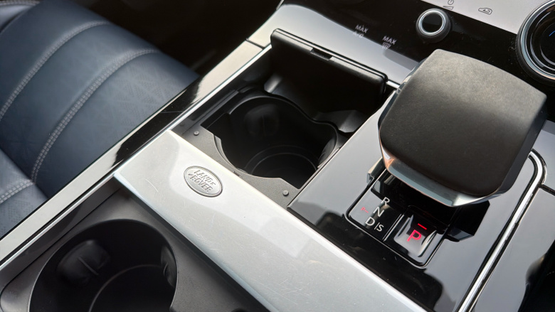 Land Rover Range Rover Velar 2.0 D200 R-Dynamic HSE 5dr Auto Diesel Estate